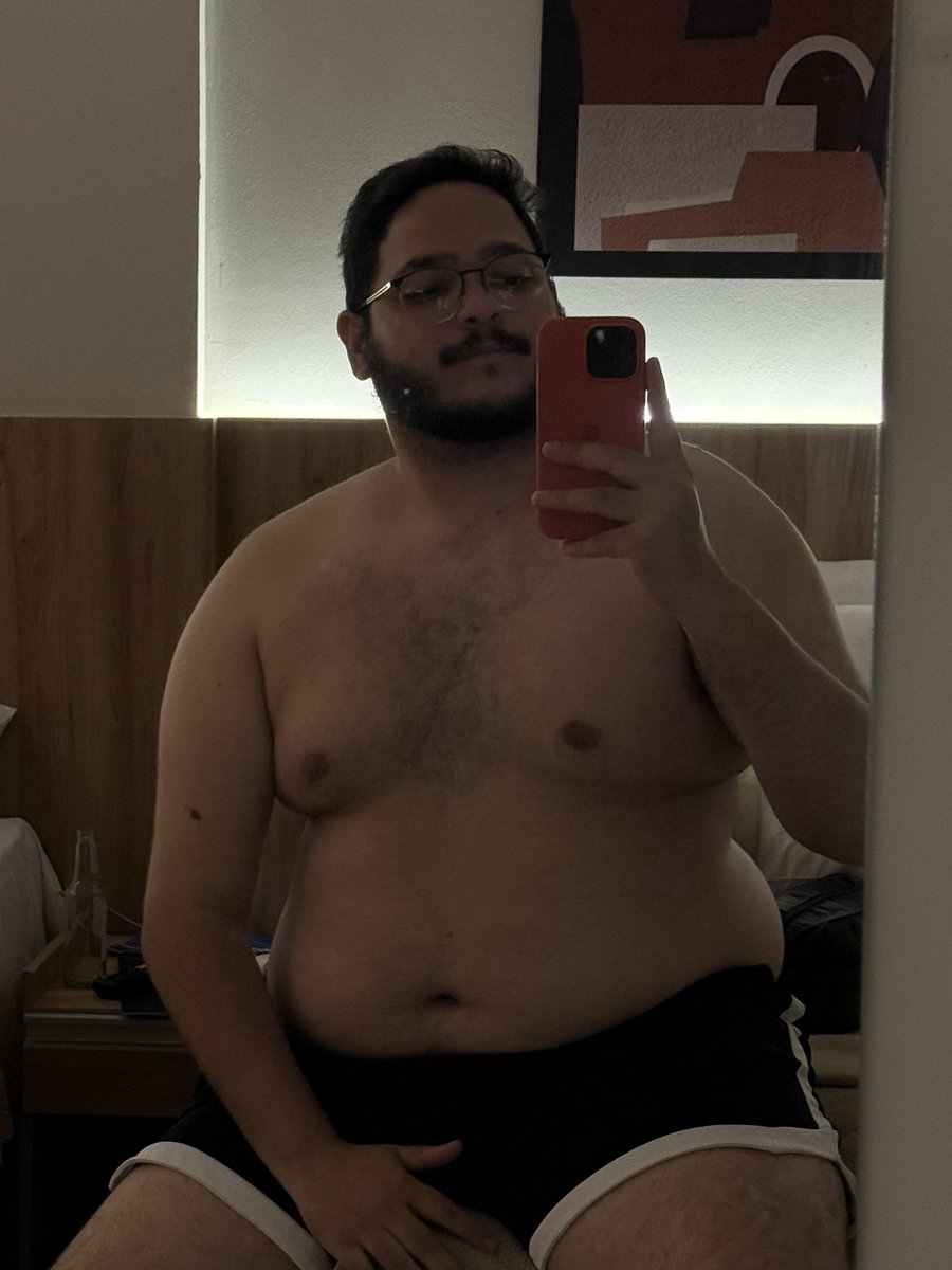 pedromeeel's tweet photo. Eu ainda vou perder essa barriguinha 📝 https://t.co/hNHmGfGfmM