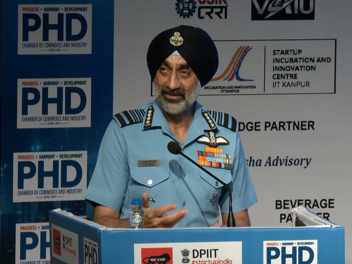 ani_digital's tweet photo. "Every brick should be developed in India": IAF Chief pushes for true Atmanirbhar drone ecosystem
Read @ANI Story | https://t.co/JLFZb58Eta
#IAFchief #Atmanirbhardroneecosystem #India https://t.co/3VS4geKdQh