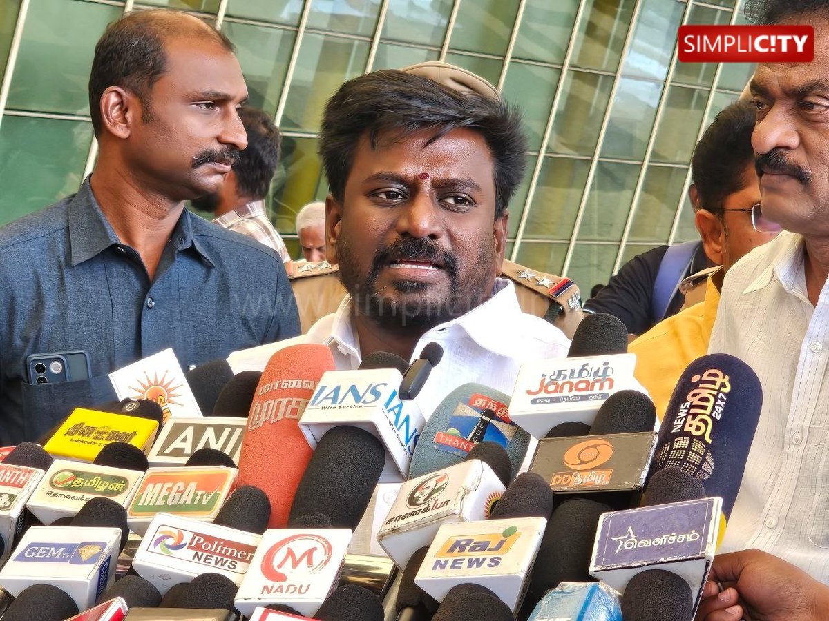 simplicitycbe's tweet photo. "ஆறாம் வகுப்பு முதல் தனி கணினி பாடப்புத்தகம் – அமைச்சர் ராஜ மோகன் அறிவிப்பு!"
"Dedicated Computer Science Textbook from Class 6: Minister Raja Mohan Announces"
PC: Laxmanan, Simplicity
#Coimbatore #RajaMohan #SchoolEducation #ComputerScience #Class6 #EducationUpdate #PhotoStory
@tvksampathcbe
@tvkvijayhq
@rajmohanofficial