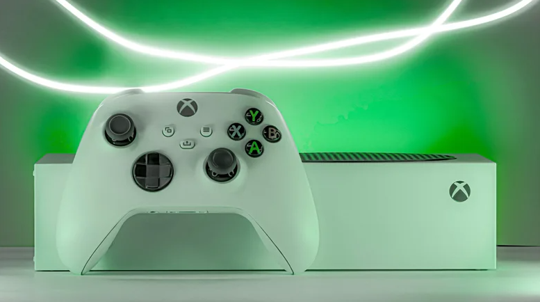 ravzgadget's tweet photo. Xbox has admitted that physical game discs should have continued working during this week's major outage. Microsoft says an external licensing issue caused the unexpected problem, and a fix is already on the way. https://t.co/QpalQiimFP https://t.co/stgSVCpiPw