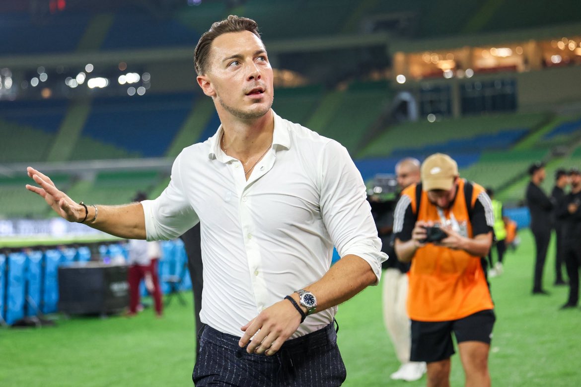 DailyFootyHQ's tweet photo. 🚨 BREAKING: Verbal agreement in place for Matthias Jaissle to join Newcastle United. ⚫⚪

The move is expected to be formally completed this week, with the final details now being sorted.

New era incoming at Newcastle. 👀

#NUFC #Newcastle #Jaissle #PremierLeague https://t.co/5z2WRZkNk7