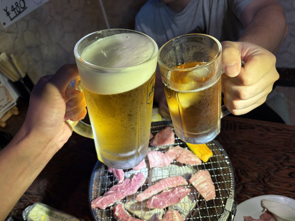 24_twilight1989's tweet photo. 労働の後の焼肉とビール美味いっ！！ https://t.co/9IFrg3R5mf