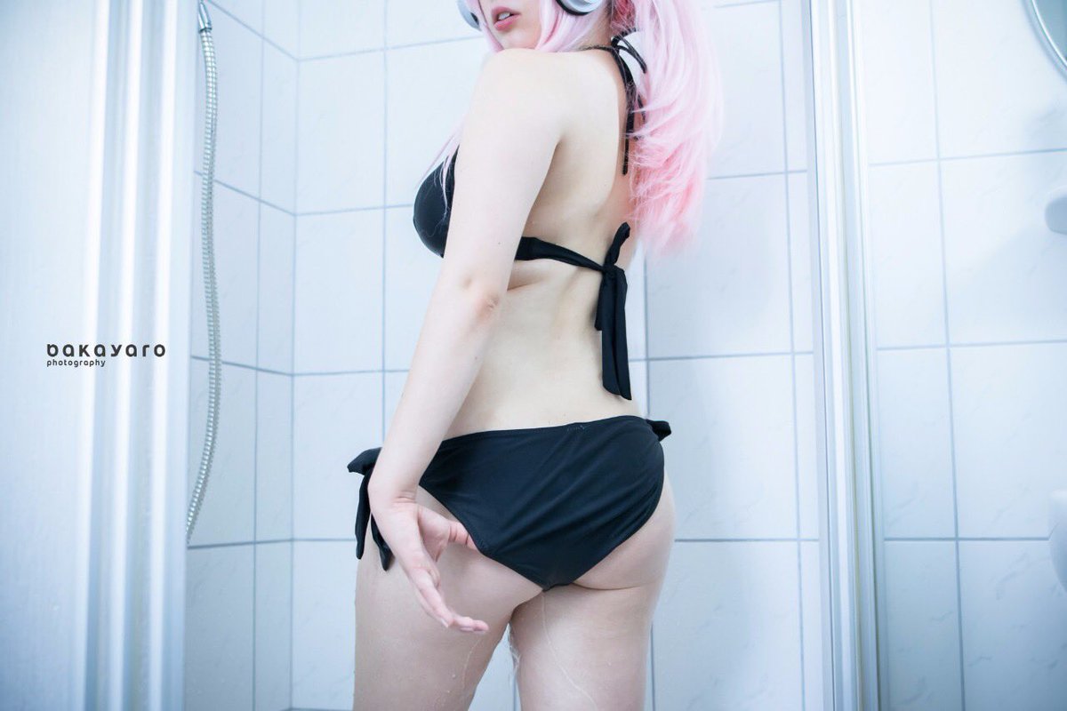 zeppelisimp's tweet photo. Super Sonico -> Shower time -> After Shower💦

Cosplay by myself 
All Pictures by Kumacreation (Former bakayaro) 
#cosplayㅤㅤㅤㅤㅤㅤㅤ https://t.co/d0xpr04RaP