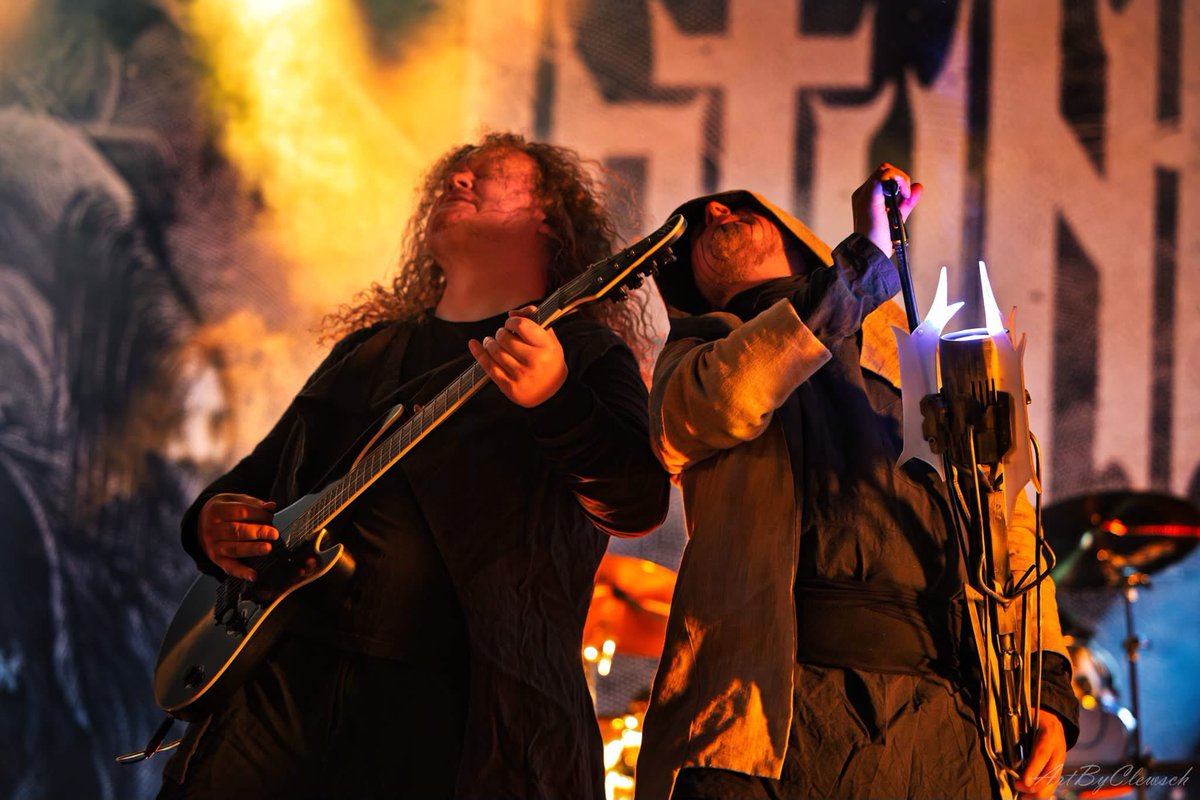 IOTUNNband's tweet photo. More of this soon 🔥 can’t wait! Let us know which festival(s) you love the most in the comments🤘👇
📷 @artbyclews https://t.co/8iQQwsBir7
