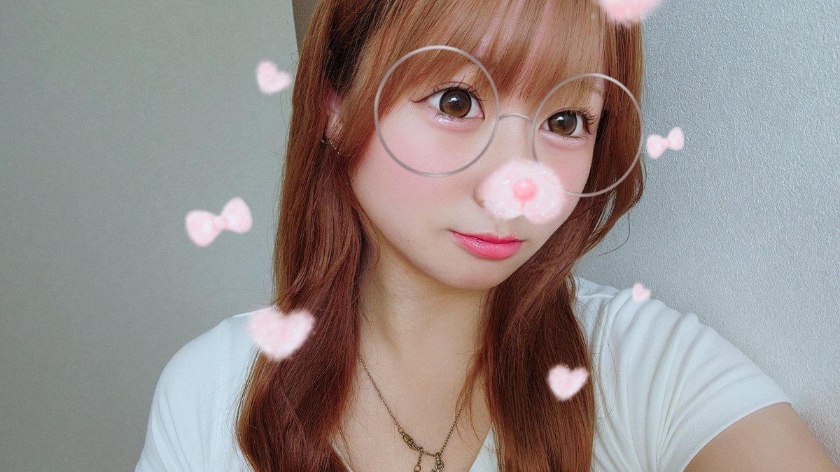 p_tkoS2's tweet photo. #自撮り界隈 
雨に打たれてべちゃべちゃでした https://t.co/c4GNmsOKPB