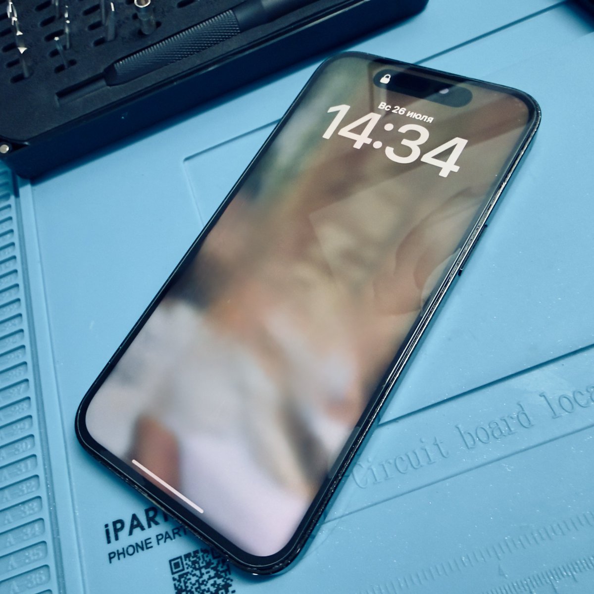 impossible_fix's tweet photo. Replacing the back glass and the display on the Apple iPhone 14 Pro Max smartphone.

#apple #service #fix #repair #iphone https://t.co/wH7ZLUw0qt