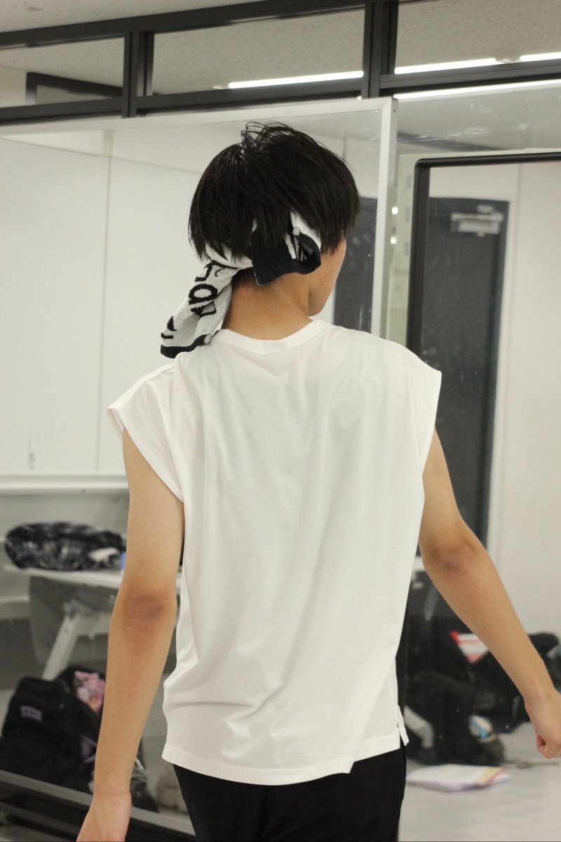fragment5790's tweet photo. 踊る、歌うだけじゃなく、
舞台を作るために色々なことを自分たちで考える。

たくさん悩んで、たくさん笑って。

そんな素敵なメンバーがいる素敵な空間です💗🫶🏻

#fragment #dance #sing #stage https://t.co/CNQqjqO1d1