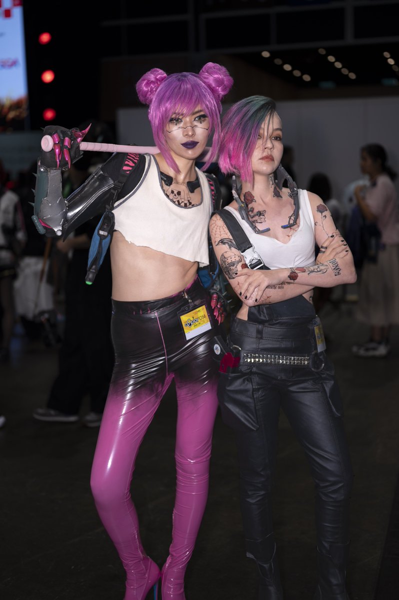 jasminex21's tweet photo. The Mox's baddest bouncer &amp; slickest techie!
#Cyberpunk2077 
#サイバーパンク2077
#ACGHK2026 https://t.co/3BaV41Sv3y