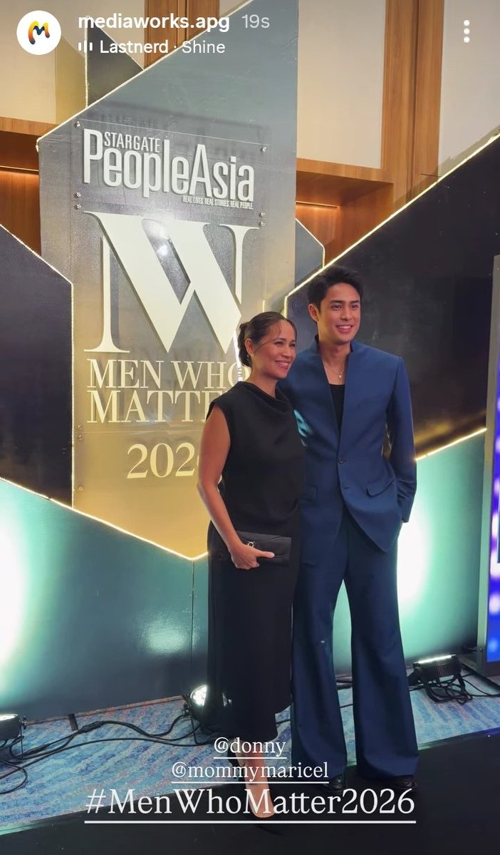 _dbakedsushi's tweet photo. our man who matter together with his mom, AAAHHHHHH ang pogiiii 😍😍
#DonnyPangilinan https://t.co/jP0AeSp2a7