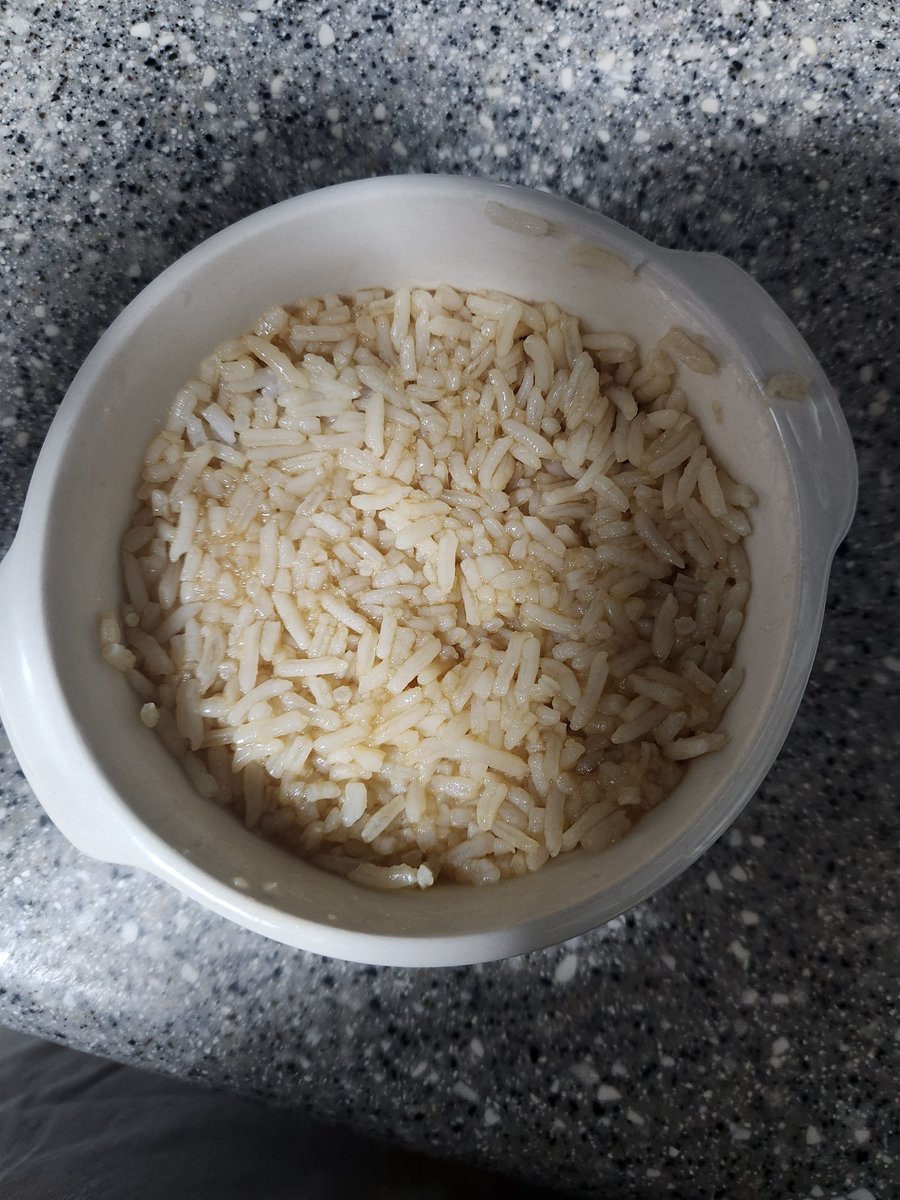 deadboyloser's tweet photo. Omad soy sauce and rice 97cal https://t.co/O152OsSzU5