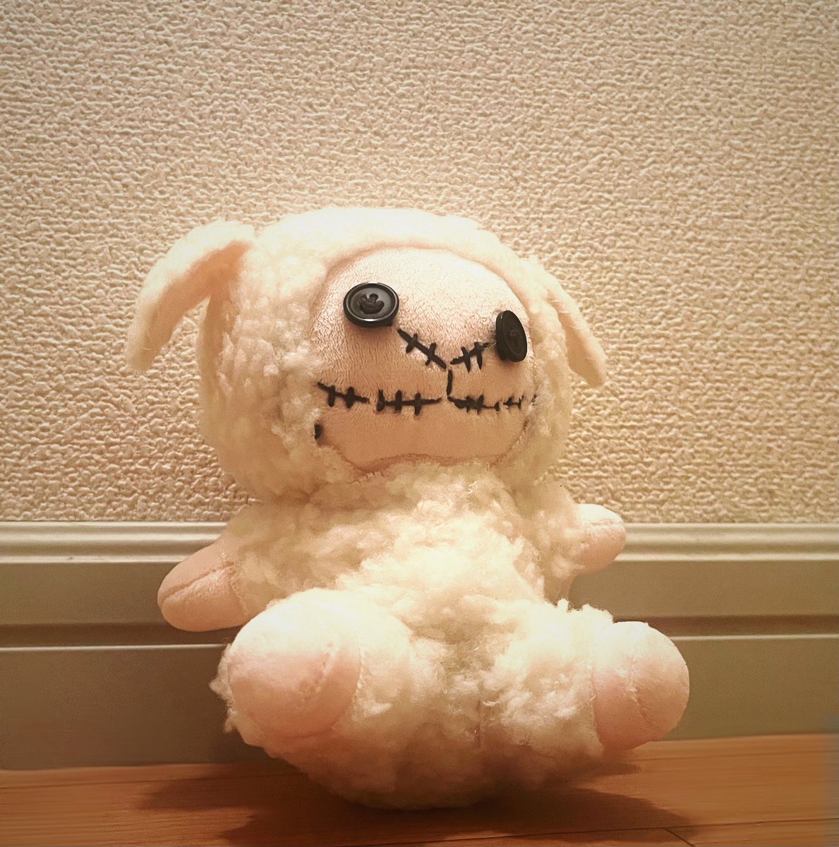 _wrtrd_'s tweet photo. GΔ59のこれ、当たってしまいましてね…へへ…。実物可愛くて安心しました。毎日一緒に寝ます https://t.co/SptiHUpSrW