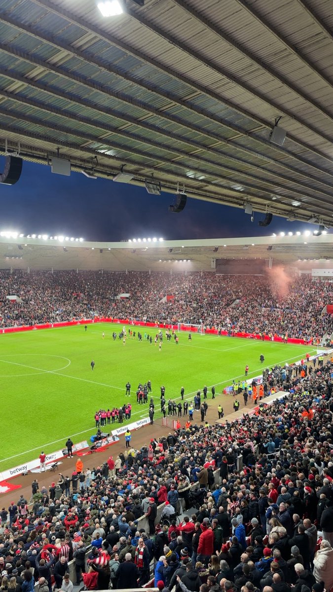 jakesafc2508's tweet photo. All the best Eddie thanks for the memories x #safc #nufc https://t.co/kDElVlqf1c