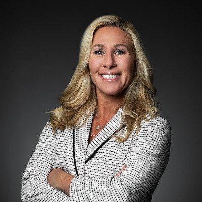 PolisimDSCC's tweet photo. @PoliGSim 4 dollars, which would DEVASTATE workers.
But Goldwater doesn't care about Alabamians.
@Sofia_AIP does.
Vote accordingly" https://t.co/eo3X3eP89O