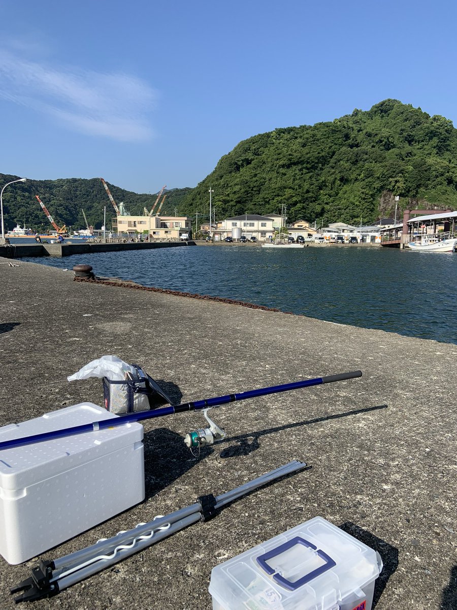 Kimujolno's tweet photo. 熊本に行ってボランティアしたい気持ちは分かる。本当に嬉しい😭俺だって今すぐ実家に帰りたいよ家族が心配だもん。

凄く嬉しい。その気持ちは大切にして欲しい☺️

暫くして落ち着いたら熊本に行こう🐎

熊本はいいぞ🥰
肉寿司めっちゃ美味しい🥰海🌊から温泉♨️そして遊園地🎡もある🦋 https://t.co/j2kma6kQGk