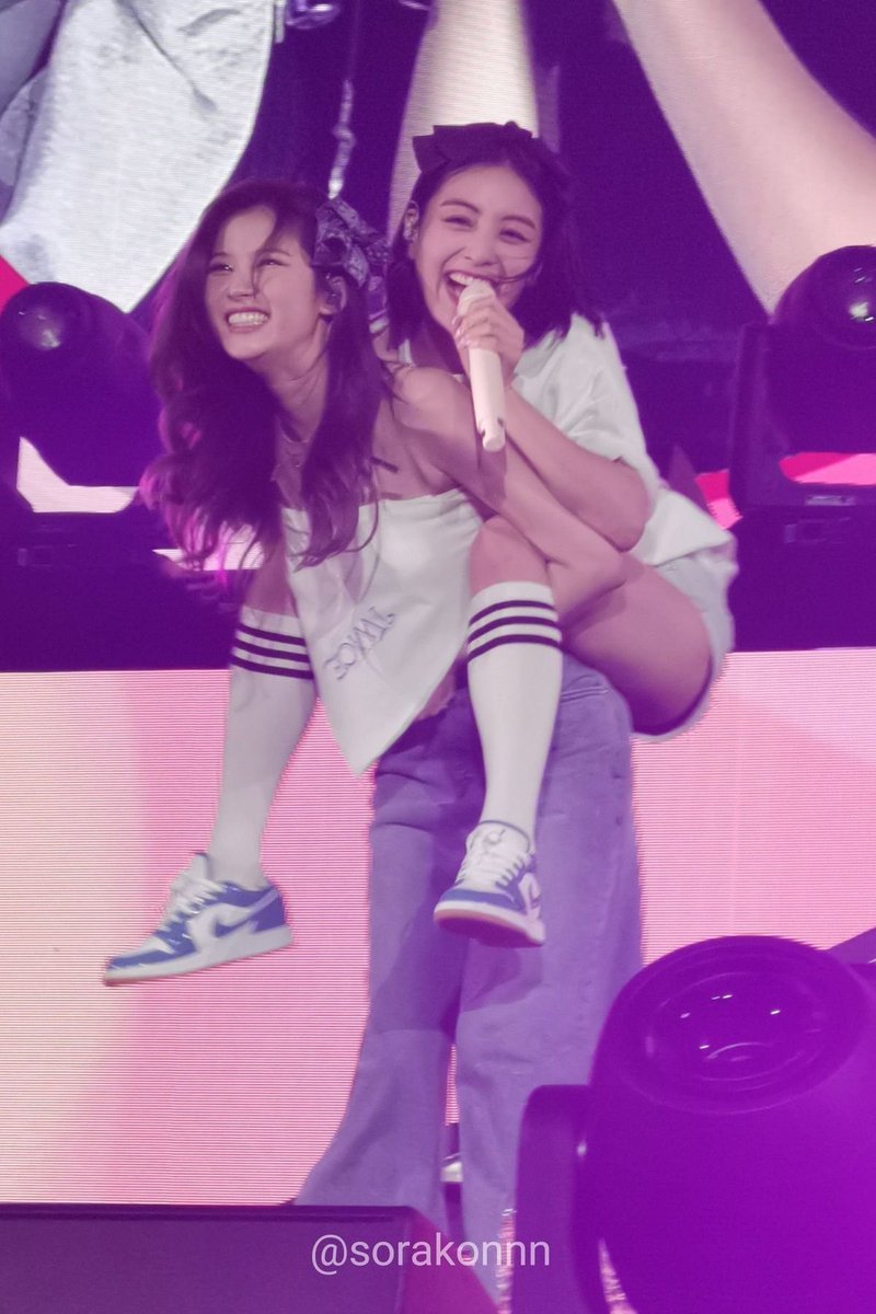 ontwice_'s tweet photo. 내 앙글이들🥹✨️ https://t.co/B6x7ztV2Rm