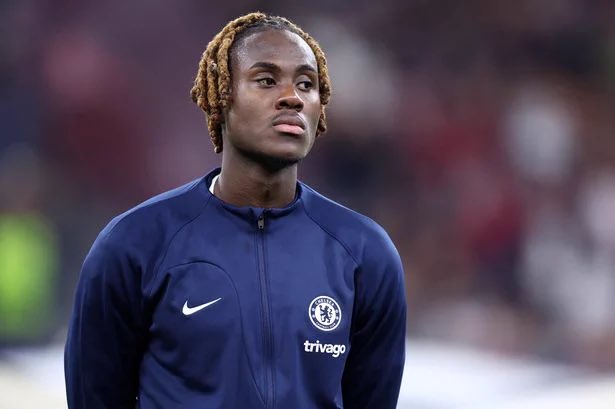 cfcgate's tweet photo. 🚨 وضع تشيلسي بينوا بادياشيل وأكسيل ديساسي على قائمة البيع بالفعل.

كما أن تريفوه تشالوباه مرشح للرحيل أيضًا، في ظل اهتمام نادي كومو بالتعاقد معه.

وفي الوقت نفسه، من المقرر أن ينضم مامادو سار إلى أحد الأندية الإنجليزية على سبيل الإعارة 👀. 

[@TheAthleticFC] https://t.co/xjRLJQyl6K
