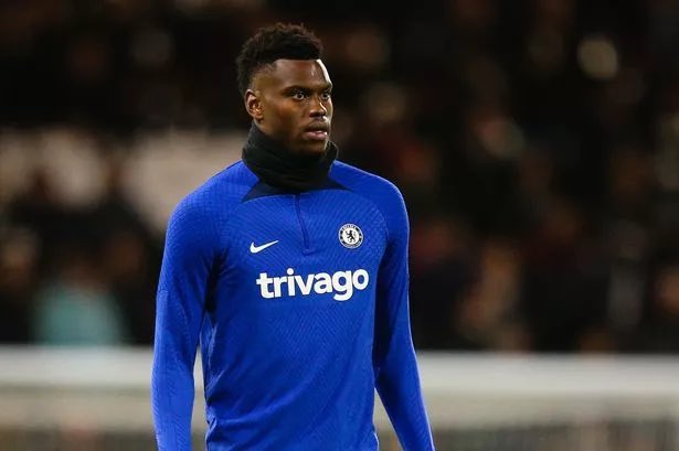 cfcgate's tweet photo. 🚨 وضع تشيلسي بينوا بادياشيل وأكسيل ديساسي على قائمة البيع بالفعل.

كما أن تريفوه تشالوباه مرشح للرحيل أيضًا، في ظل اهتمام نادي كومو بالتعاقد معه.

وفي الوقت نفسه، من المقرر أن ينضم مامادو سار إلى أحد الأندية الإنجليزية على سبيل الإعارة 👀. 

[@TheAthleticFC] https://t.co/xjRLJQyl6K