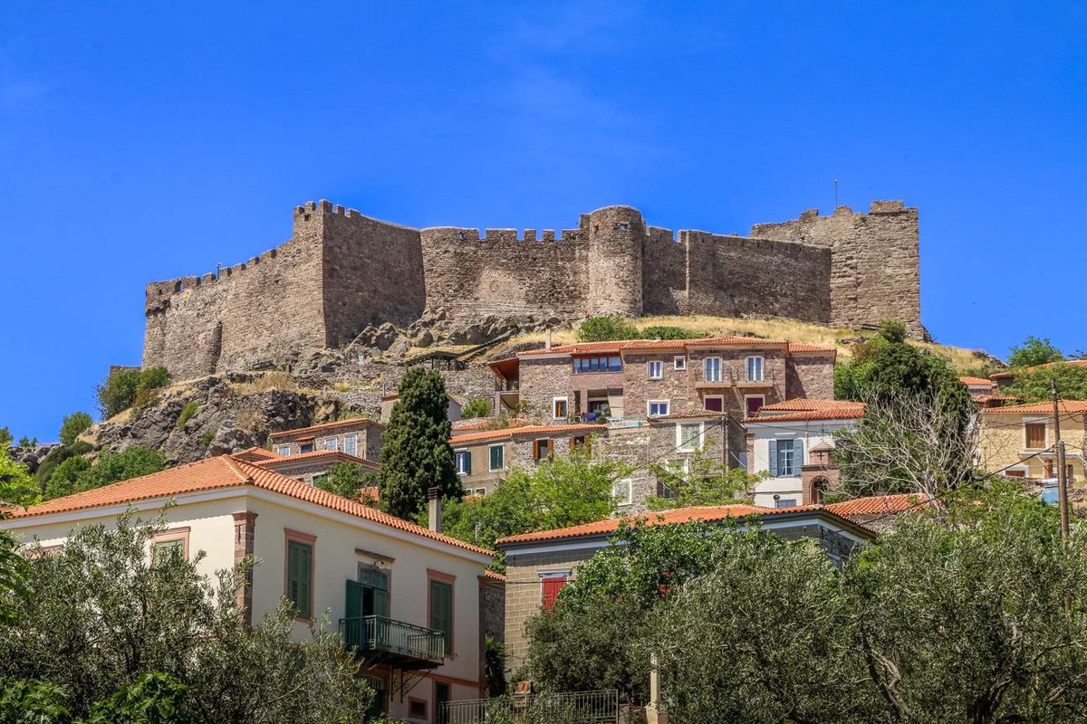 AlkhaldiShaman's tweet photo. Molyvos, Greece 🇬🇷

اليونان موليفوس 🇬🇷 https://t.co/KtRET89Qu2