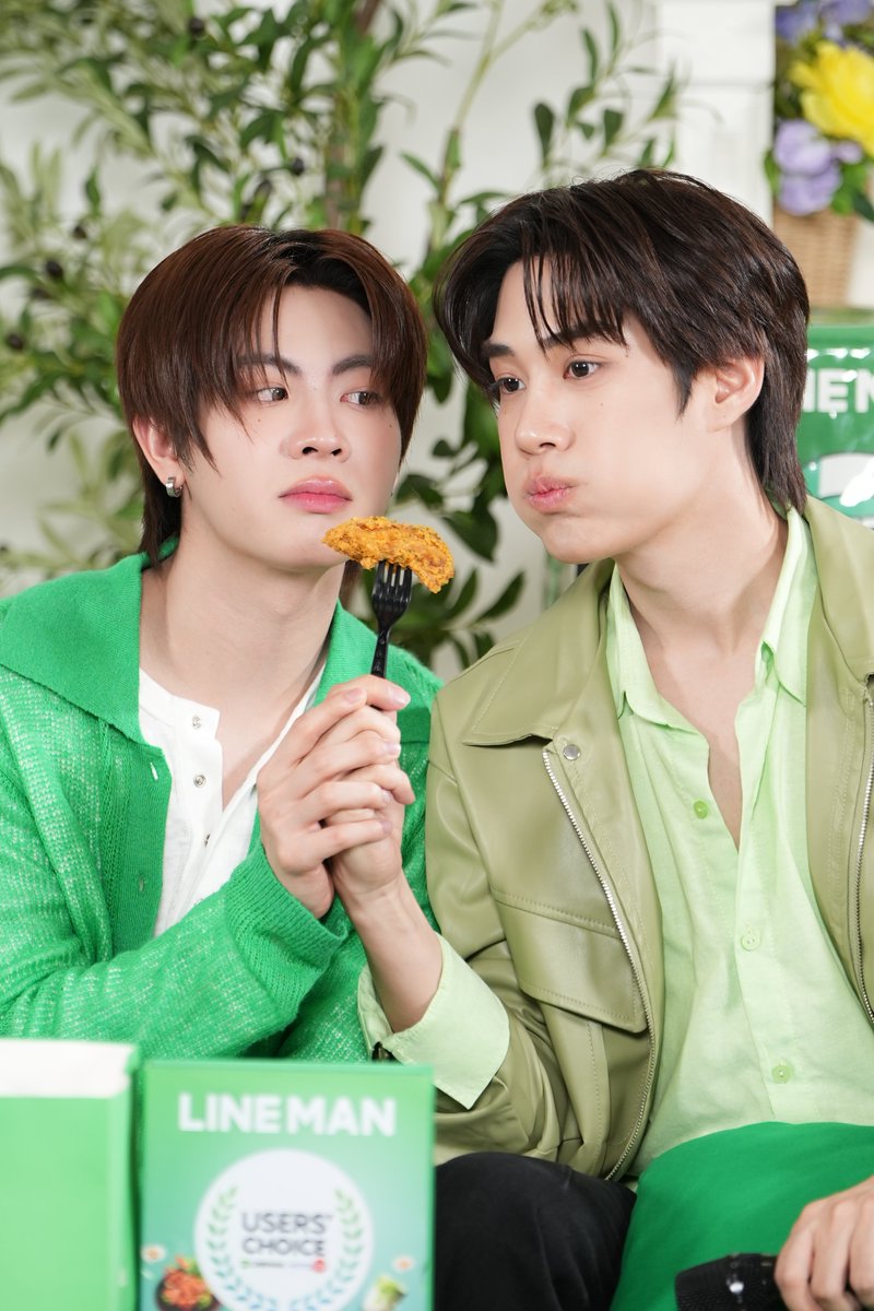 LINEMAN_TH's tweet photo. กินข้าวกับอะไรอร่อย กับพี่เติ้ลหรือป่าว 🫣

📲 https://t.co/Xq0aGWMTcG

LINE MAN LIVE X TLE FIRSTONE
#LINEMANถูกสุดทุกวันxTF
#LINEMANถูกสุดทุกวัน
#LINEMANถูกสุดทุกวันGrandSale

*เงื่อนไขเป็นไปตามที่ LINE MAN กำหนด ตามข้อกำหนดที่ได้มีการเผยแพร่ตามช่องทางเว็บไซต์ https://t.co/OB4NIyUDyF