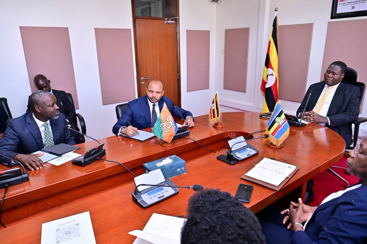 PressACP's tweet photo. 🌐🇺🇬 Before continuing his mission in the region, the Secretary-General of the Organisation of African, Caribbean and Pacific States (OACPS), H.E. Moussa Saleh Batraki (@MBatraki), concluded his official visit to the Republic of Uganda with a visit to the Parliament, where he was received by the Right Honourable Jacob Marksons Oboth (@ObothOboth), Speaker of Parliament.

The discussions reaffirmed the important role of parliamentary diplomacy in advancing the priorities of the OACPS and strengthening cooperation between Member States. The Secretary-General commended Uganda for its continued commitment to the Organisation, including its ratification of the Samoa Agreement, and for its leadership in presiding over the OACPS Parliamentary Assembly through its President, the Rt. Hon. Thomas Tayebwa (@Thomas_Tayebwa). He also underscored the vital contribution of parliamentarians in promoting dialogue, regional integration and effective multilateral cooperation.

Rt. Hon. Thomas Tayebwa, Deputy Speaker of the Parliament of Uganda (@Parliament_Ug) and President of the OACPS Parliamentary Assembly, briefed participants on preparations for the upcoming Pacific-European Union Regional Parliamentary Assembly and the OACPS-European Union Joint Parliamentary Assembly, both foreseen to take place in November 2026, highlighting the growing role of parliamentary engagement in strengthening the OACPS partnership with the European Union. 🌍🇺🇬

@GovUganda 

🌐 https://t.co/cQgPwieUmv

#OACPS #Uganda #Parliament #ParliamentaryDiplomacy #SouthSouthCooperation #SamoaAgreement