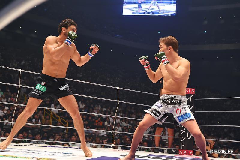 forestbook_2023's tweet photo. 俺たちのトラウマがぁ…😭
#朝倉未来  #超RIZIN2  #ケラモフを許すな https://t.co/5e6IXcwMbA