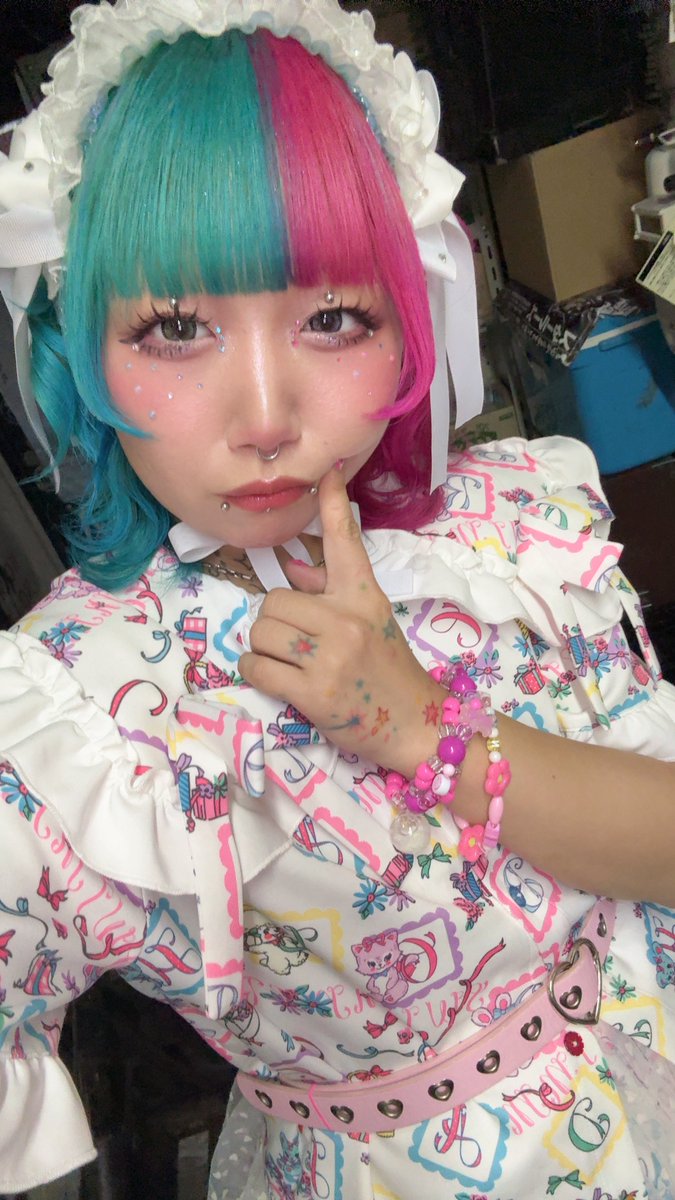 fukenoa_'s tweet photo. 気分は完全に女子ドルですわよ🩷🩵🩷🩵🩷
推してください🩷🩵🩷🩵🩷 https://t.co/7JPHoOXhLT