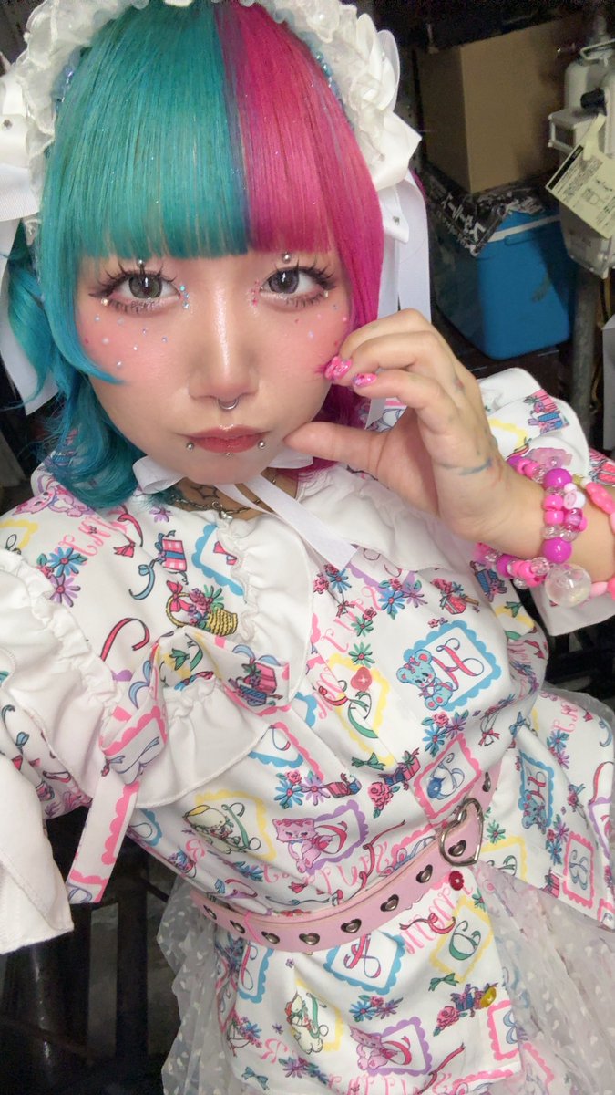 fukenoa_'s tweet photo. 気分は完全に女子ドルですわよ🩷🩵🩷🩵🩷
推してください🩷🩵🩷🩵🩷 https://t.co/7JPHoOXhLT