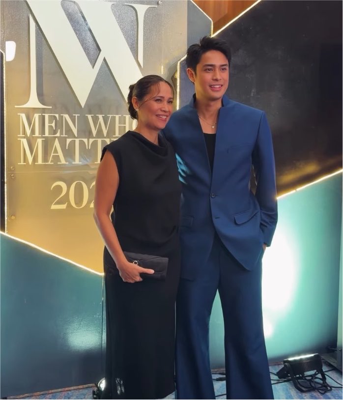 doughnbil's tweet photo. The look Mommy Maricel gave to Donny, such a proud one! Everyone is proud of you, @donnypangilinan !! 

#DonnyPangilinan 
#MenWhoMatter2026 https://t.co/F3J9rKodV1