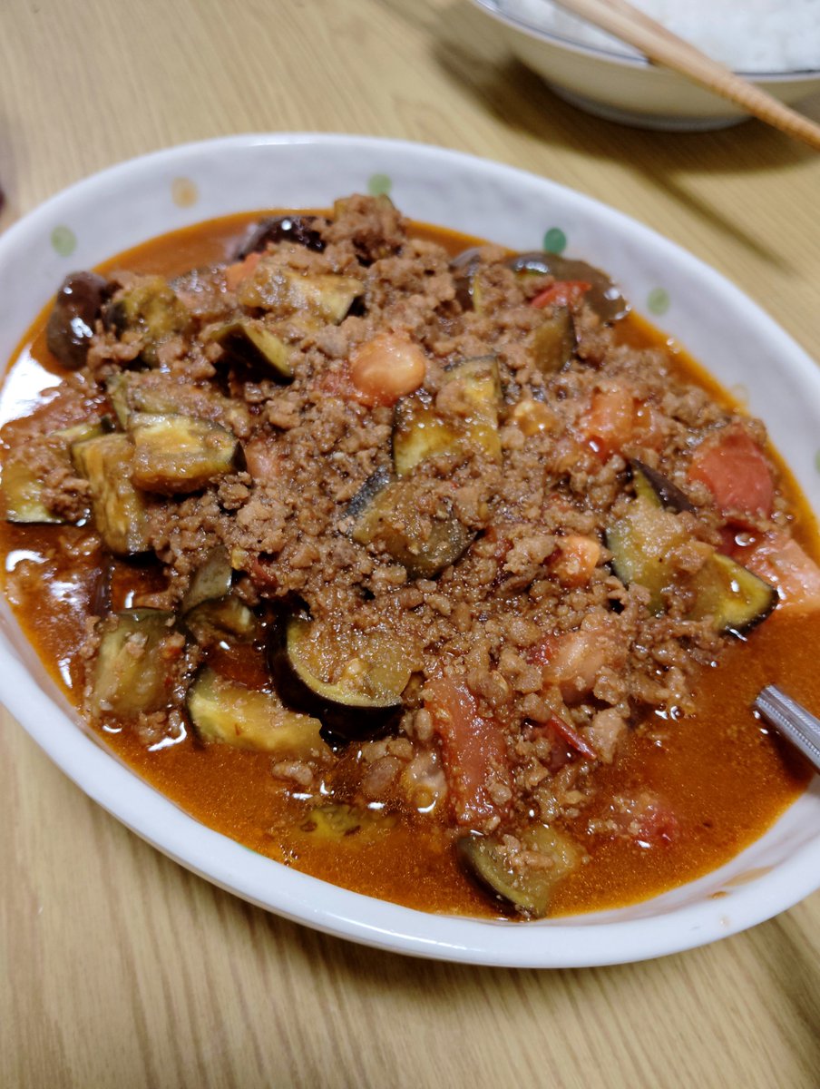 HiR0_826's tweet photo. 今日の夕食の料理名は、「なんかこんな料理あったよね〜」です https://t.co/DskRedFyzL