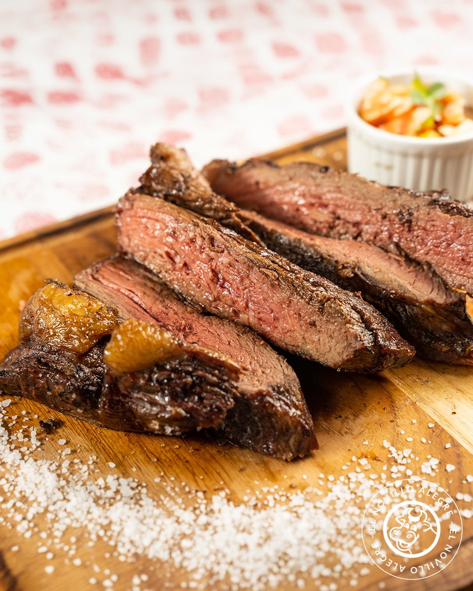 NovilloAlegre's tweet photo. 🔥🥩 La protagonista del asado está en oferta.
Sí, hablamos de la Picanha.
Jugosa, tierna y con ese sabor espectacular que hace la diferencia en la parrilla ❤️‍🔥
Aprovechá la promo y llevate un corte premium al mejor precio.

#Picanha #Oferta #ElNovilloAlegre https://t.co/ZJACURZySK