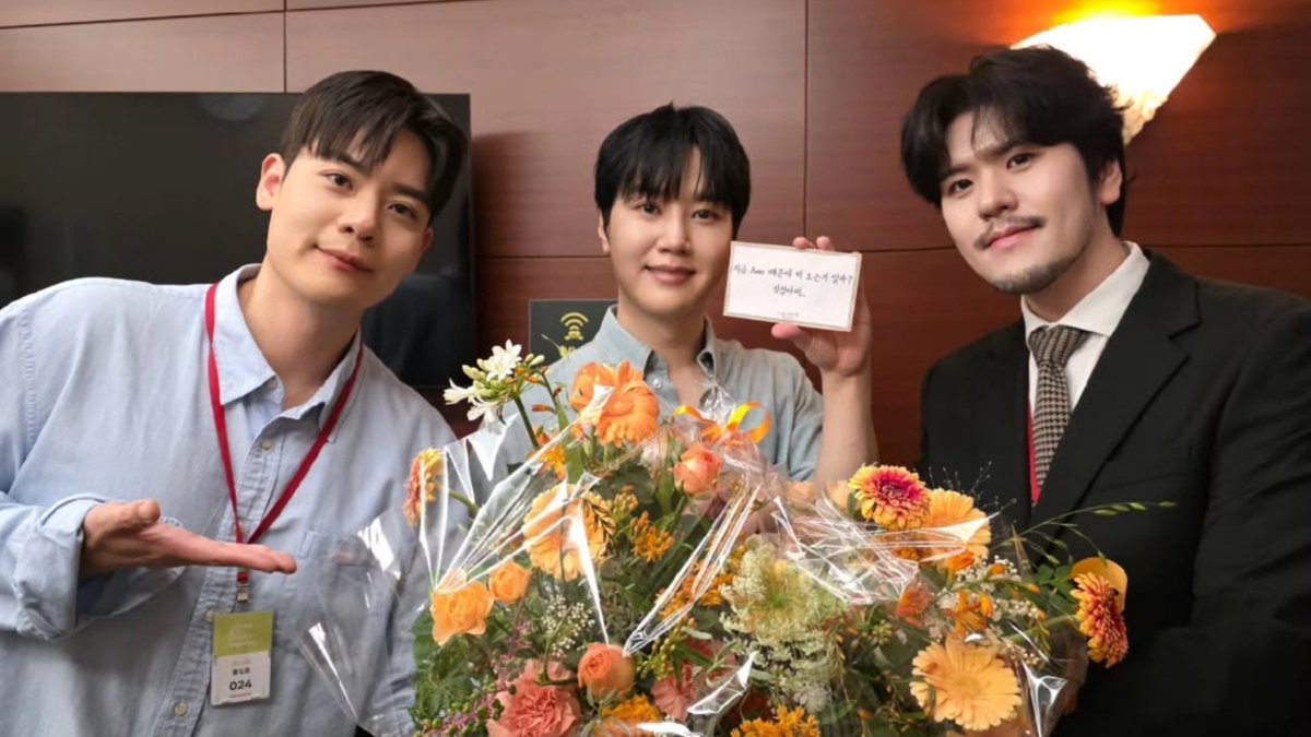 shylaview's tweet photo. 혼자서 중요한 큰 무대에 설때마다 쪼르르 달려와서 응원해주는 포엠이들을 내가 많이 사랑혀❤️ https://t.co/hL9YGgqVp5