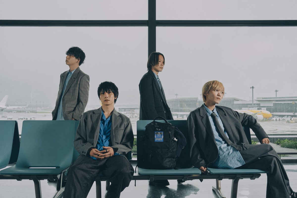 lenny_cf's tweet photo. ◤━━━━━━━━━━━◥
　　NOW STREAMING
◣━━━━━━━━━━━◢

✈️1年3ヶ月ぶりの新曲

Digital Single
『第一話』

🔗 https://t.co/QjHhoNpS9u

━━━━━━━━━━━━━━━━━━

「この世界は
頑固な僕を変えてくれるのだろうか」

━━━━━━━━━━━━━━━━━━

🌏ボーカル・片桐航が
世界を一人で旅し、
そこで触れた文化や体験、
観てきた映画から得た視点を通して生まれた
心の動きを落とし込んだ一曲。

一度きりの人生を
「第一話しかない」と捉え、
誰もがいつだってスタートラインにいる。

だからこそ、
毎回の「第一話」を後悔しないよう、
精一杯生きよう。

そんな前向きで力強い想いを込めた楽曲です。