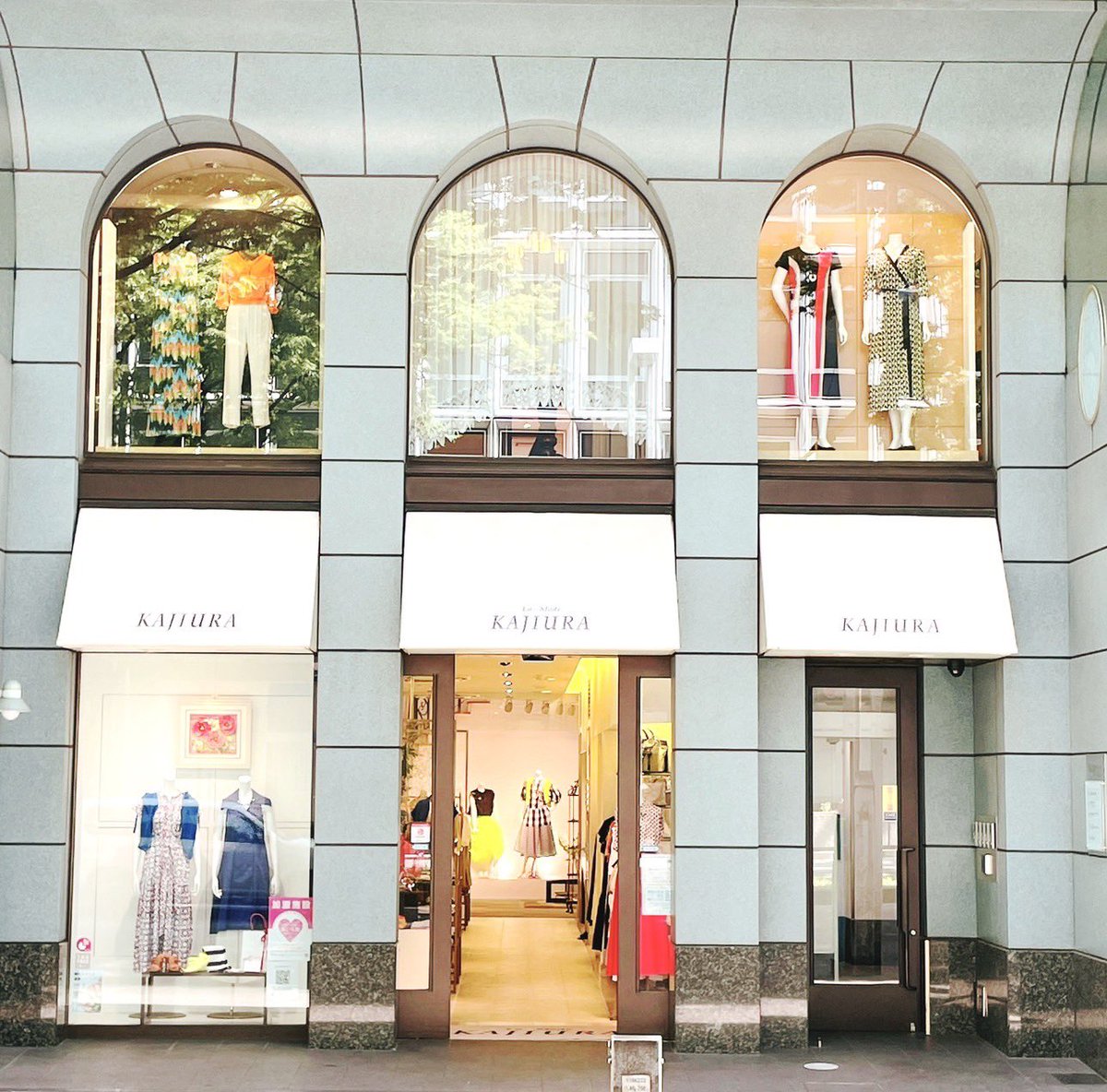 a_beckoning_cat's tweet photo. 【名古屋 POP UP SHOP】ご来場特典アンケート　明日までです🙏

こんにちは、ねこTブランドの A BECKONING CATです😸

来月8月29日・30日に、名古屋のカジウラ広小路本店様2階にて開催予定の
A BECKONING CAT初の単独POP UP イベント🌸

こちら初のPOP UPイベントを記念して、
ご来店いただく皆さまにご来店特典をご用意したいと検討しておりますが

その特典について
名古屋の皆さまにアンケートをお願いさせていただいております😸

既にご回答いただいたみにゃさま、誠にありがとうございます🙇🌸

期限が明日までとなりましたので
もしまだご回答いただいていない、名古屋のみにゃさま
どうぞご協力のほどよろしくお願い申し上げます🙇✨

アンケートフォームはこちら🔽
https://t.co/FIvNB2b0KO
　
アンケート締め切り：7月31日まで

※アンケート結果は
数量や予算を考慮しつつ、貴重な皆さまの意見を交えたうえで決定させていただこうと思います🙏
　
ご協力のほどどうぞよろしくお願い申し上げます🙇🌸

ーーーーーーーーーーーーーー
イベント名：名古屋 POP UP SHOP

日程：2026年8月29日(土)～30日(日)
時間：※お時間が変更となりました↓
　8/29：11時〜19時 オープン　
　8/30：10時～18時 オープン

場所：名古屋 カジウラ広小路本店様 2階　@kajiura_hirokouji
住所：名古屋市中区栄1-4-8
アクセス：地下鉄伏見駅6番出口（ヒルトンホテル方面）徒歩3分
ーーーーーーーーーーーーーー　

＊愛をこめて“はにゃ束”を＊
A BECKONING CAT
　　
#abeckoningcat
#アベコニングキャット