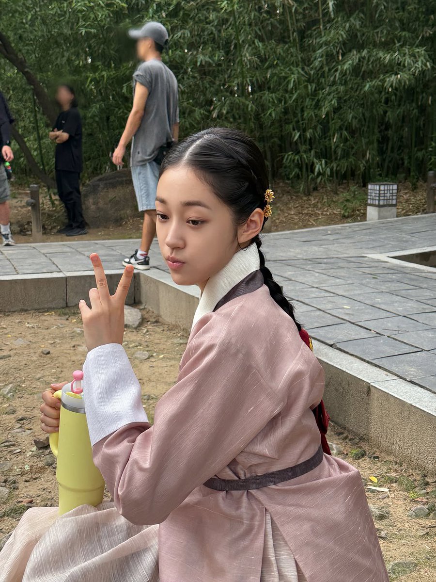 yoonseolove01's tweet photo. 옹주 자가 너무너무 아름답네…. https://t.co/g6X18ZXfRQ