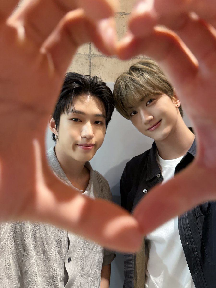 kissent2010's tweet photo. 【#YOUNITE】

𝗬𝗢𝗨𝗡𝗜𝗧𝗘 𝟴𝗧𝗛 𝗘𝗣 [𝗜𝗡𝗬𝗨𝗡 𝗣𝗮𝗿𝘁.𝟭]
RELEASE EVENT 第2弾

🗓2026.7.31 FRI 3PM
2ショット撮影会ポーズ📸

①よしよし
②ほっぺハート
③ハートIN 

#유나이트 #ユナイト
#INYUN_Part_1 #POSE_姿態 https://t.co/sEZD1h3zfL