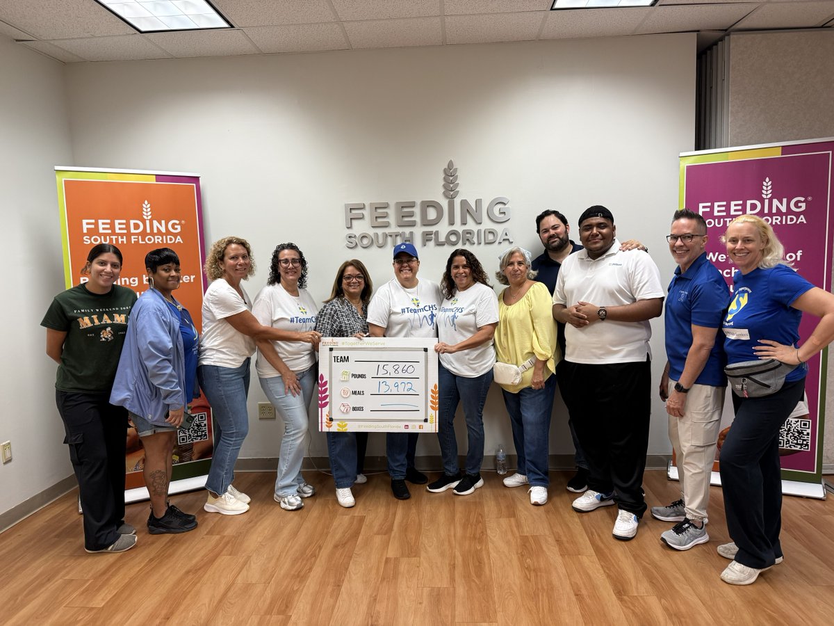 CatholicHealthX's tweet photo. Catholic Health Services employees joined Feeding South Florida to sort and pack food for local families. Across two shifts, volunteers helped pack 27,000 pounds of food, exceeding both goals by more than 20%.  #TeamCHS #Service #Volunteers https://t.co/JEPDueUije