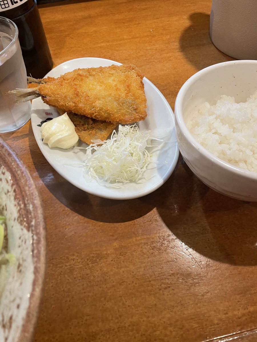CB400SF8888's tweet photo. 味噌ラーメンとアジフライセット！
贅沢してます https://t.co/jTwGwnM1Eo