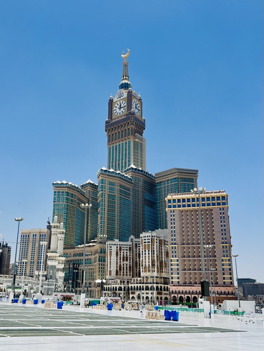 iSaloniofficial's tweet photo. From the Burj Khalifa to the China Zun, a selection of the tallest buildings on the planet according to the Council on Vertical Urbanism.

More here: https://t.co/LNYBgWMcJ7
Words by Salvatore Peluso

#SalonedelMobile https://t.co/fP4IeWhAVY