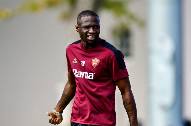 KickOffMagazine's tweet photo. Free agent Mabasa nears next destination 📍
Tshegofatso Mabasa has dropped a major hint about his next destination following his departure from Orlando Pirates - a move that has also seen him linked with their arch-rivals Kaizer Chiefs in recent weeks.
Read More ➡️ https://t.co/5aE9c8Xl0f