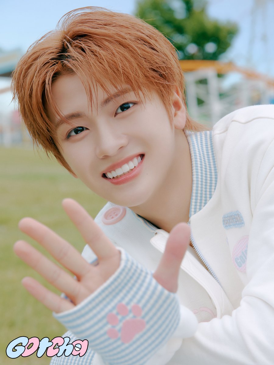 Official_VIBY's tweet photo. VIBY 3rd Digital Single
'Gotcha (ガチャ)' Concept Photo

RENKI Ver.

VIBY - 'Gotcha (ガチャ)'
🎬Music Video
2026.08.05 20:00 (JST)

🎧Streaming &amp; Download
2026.08.05 0:00 (JST)

🎵 Pre-save/Pre-add
https://t.co/s8hriMJ6IU

#RENKI
#VIBY #バイビー
#VIBY_Gotcha #VIBY_ガチャ
#RiiMJ https://t.co/w2xCQbrXWz