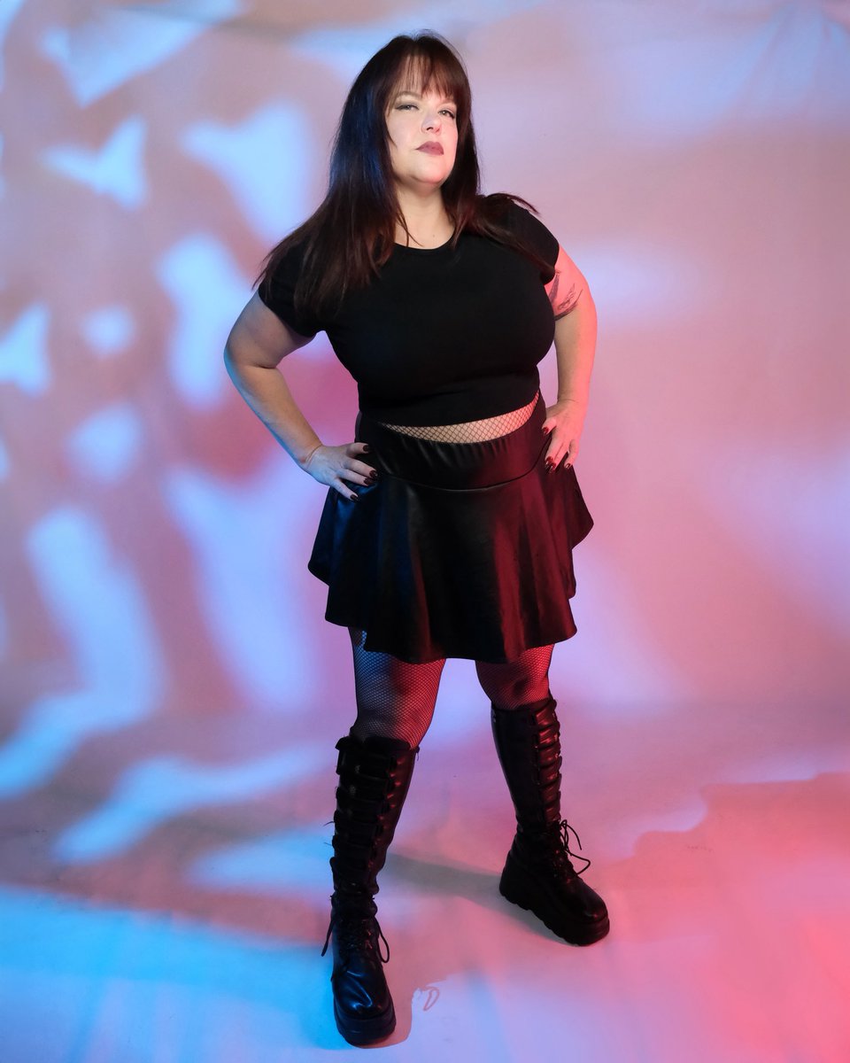yesmissiv's tweet photo. You know you want Me to ruin you, so what are you waiting for?

#findom #femdom #bdsm #kink #dominatrix https://t.co/BMgkMCB3bE