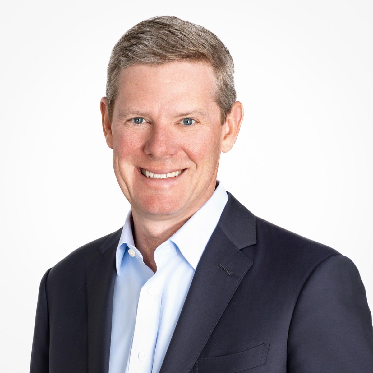CoinMarketCap's tweet photo. LATEST: ⚡ Visa CEO Ryan McInerney says Visa "will remain multi-coin, multi-chain" and won't pick winners between Open USD, USDT, and USDC. https://t.co/j7EH06WL2r