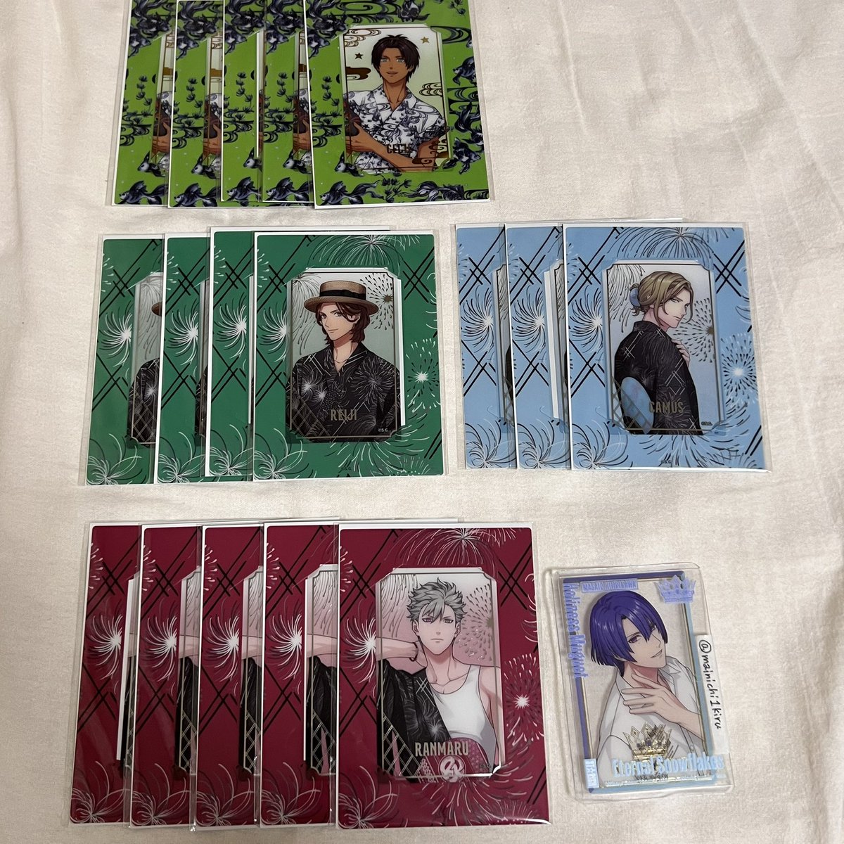 mainichi1kiru's tweet photo. 【交換】うたプリ グラショ 

浴衣 ビジュカ
譲:音也5 那月3 トキヤ5 レン4 翔4 セシル5 嶺二4 蘭丸5 カミュ3 

求:真斗

特典
譲:(浴衣)音也2 那月2 トキヤ2 レン4 翔3 セシル3 嶺二 蘭丸 カミュ3 
(MC)セシル 翔 嶺二

求:真斗（浴衣）>>>(MC)真斗

大阪市内手渡し交換
郵送交換(2点〜) https://t.co/Xh0SEHot6X