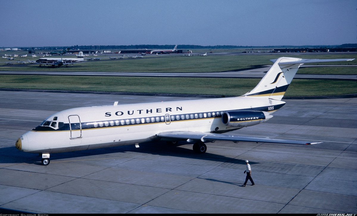 n194at's tweet photo. Southern Airways
Douglas DC-9-15 N91S Line #111
IAD/KIAD Washington Dulles Intl Airport
June 2, 1972
Photo credit Gilmour Smith
#AvGeek #Airline #Aviation #AvGeeks #Douglas #DC9 #SouthernAirways #IAD @Dulles_Airport #Dulles 🇺🇸 https://t.co/DqtyFoB50p