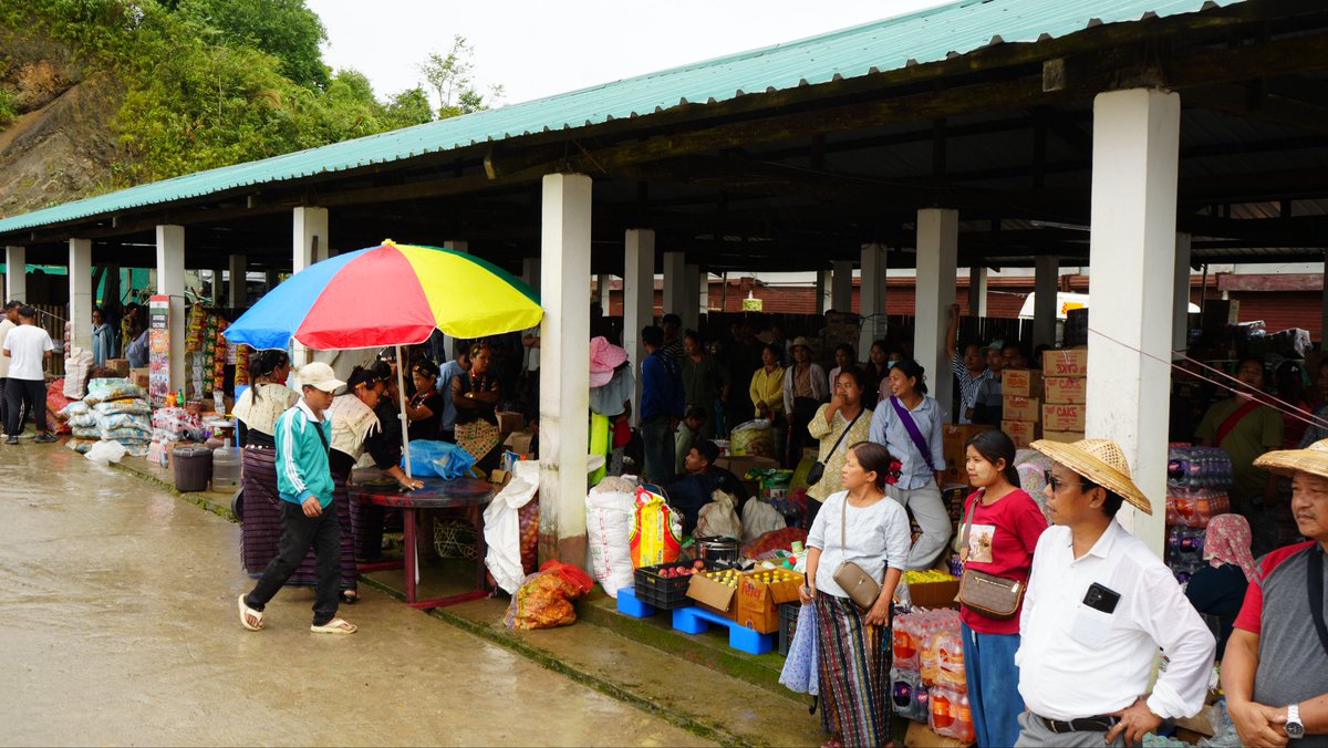 NyatoDukam's tweet photo. Reopening a historic economic lifeline!
Delighted to inaugurate the Indo-Myanmar International #BorderHaat at #PangsauPass today after years of closure.
Great interacting with local traders &amp; citizens. Looking forward to seeing border trade &amp; livelihoods thrive once again. https://t.co/rXah8ITY93