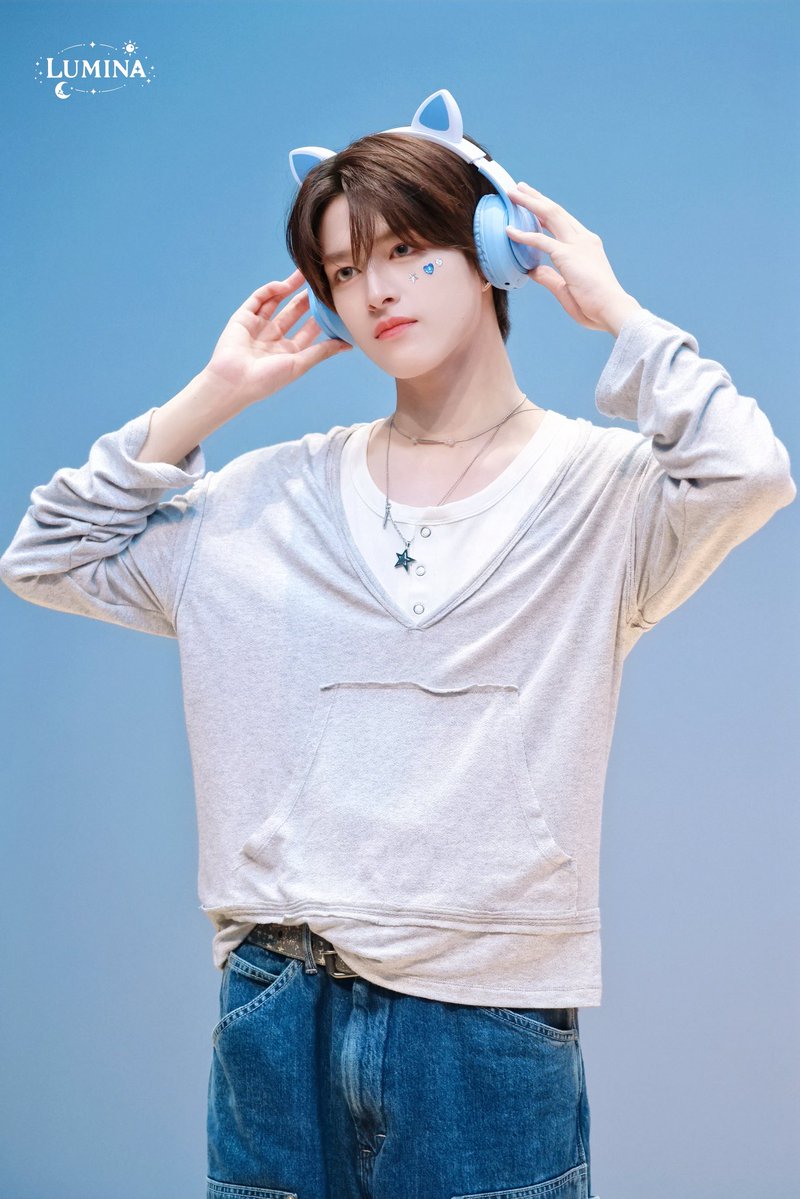 Terutelumina_v's tweet photo. 260729 NY뮤직 테루 

혹시 게임속에서 나오셨나요...??🫪🩵

#TERU #테루 
#VAYONN #베이온 https://t.co/G2QYtsS8dG