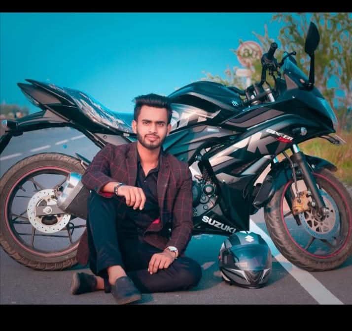 SMRokib7's tweet photo. একজন তুমি চাই যে তুমিতে আমি ছাড়া অন্য কেহ নাই https://t.co/R6hBAc17i9