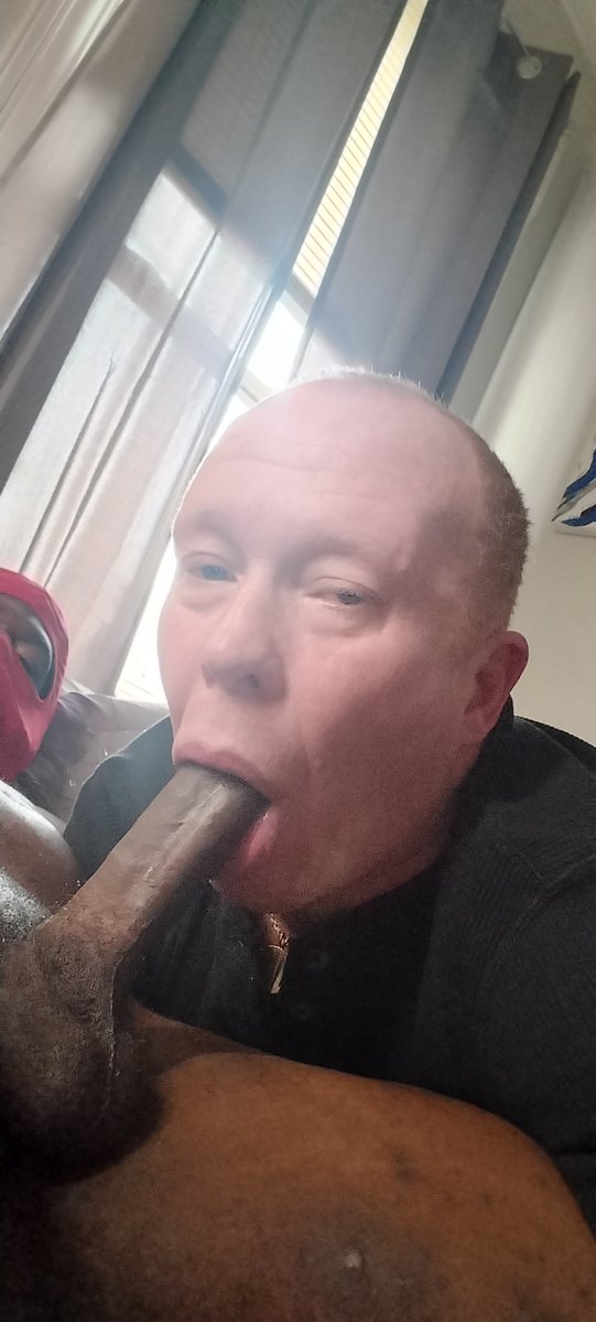 powerbottom513's tweet photo. Cincinnati throat goat here , no longer have beard 
@boblee55566 https://t.co/iZaahTOptx