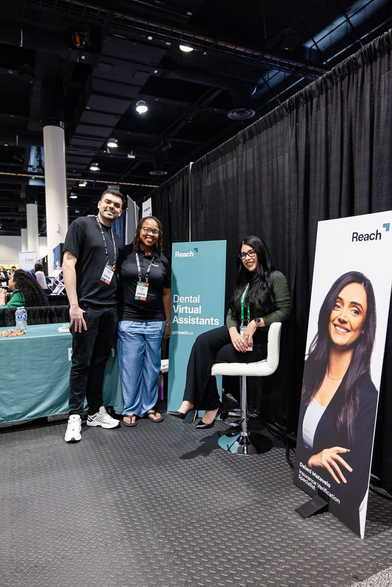 SkeenDaniela's tweet photo. One of my favorite moments from the Florida Dental Convention was spending time at the Reach booth connecting with so many incredible doctors and team members. https://t.co/timqALmM0T