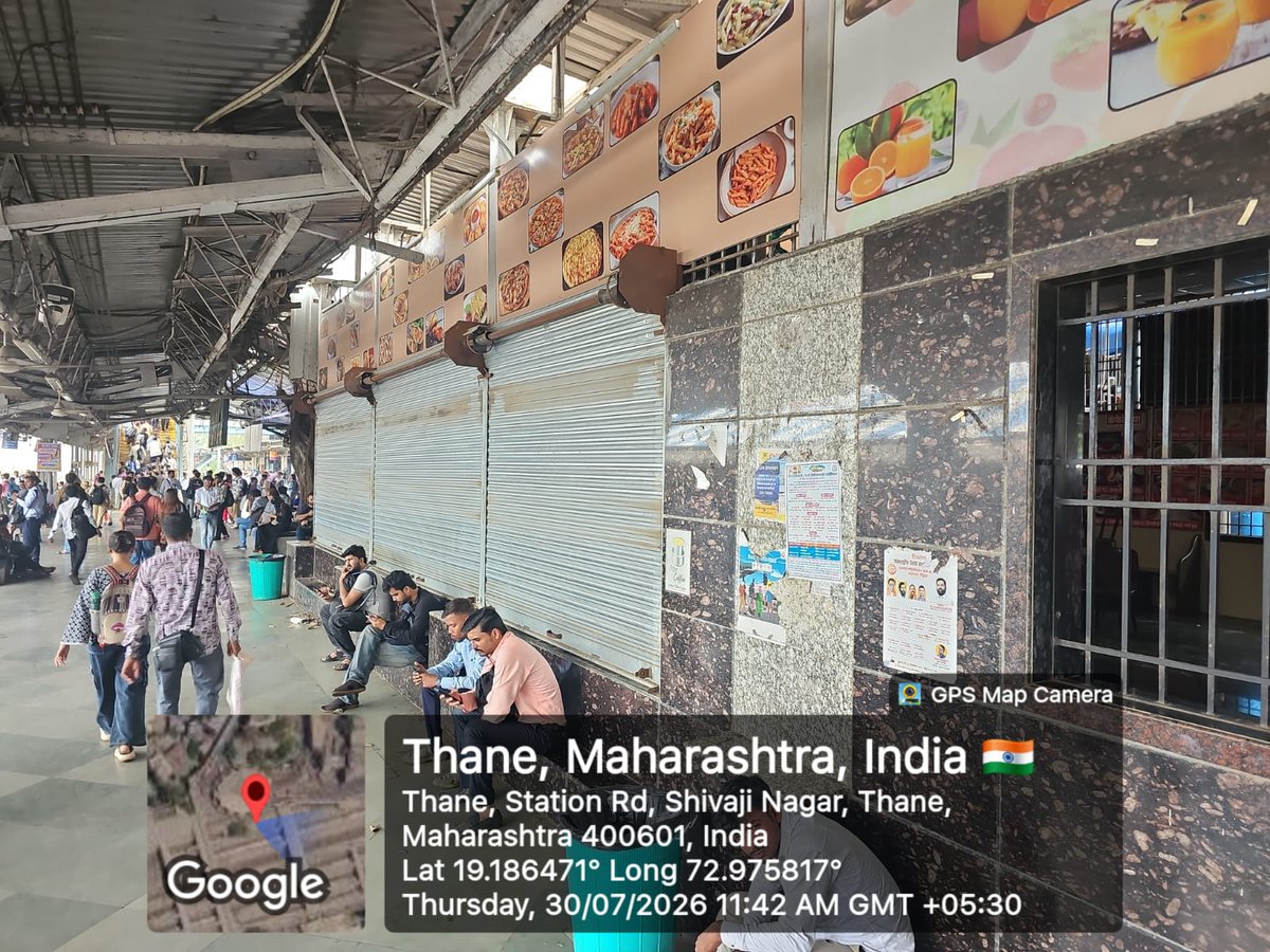 drmmumbaicr's tweet photo. Based on a complaint on social media regarding unhygienic conditions at the  Multi Purpose Stall in the waiting room at Thane station, corrective action was taken by Central Railway. 
The stall has been sealed for 7 days and a penalty of Rs.15,000  also has been imposed on the Contactor.